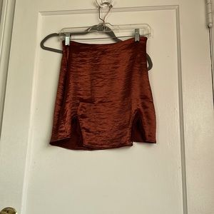 Satin slit skirt